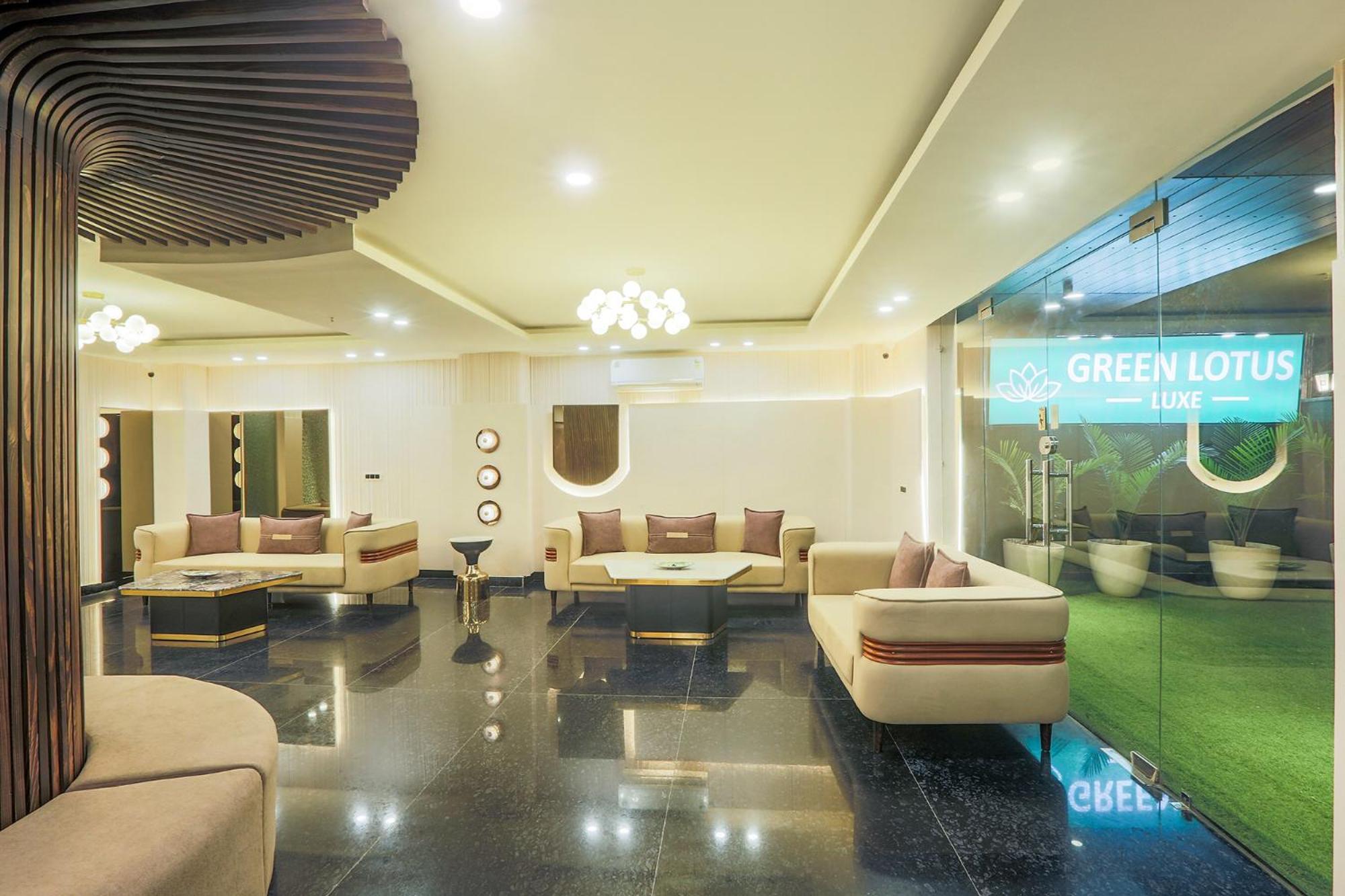 Hotel Green Lotus Luxe Gurgaon Exterior photo
